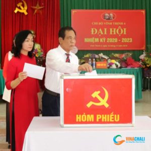 Hòm phiếu đại hội chi bộ 7