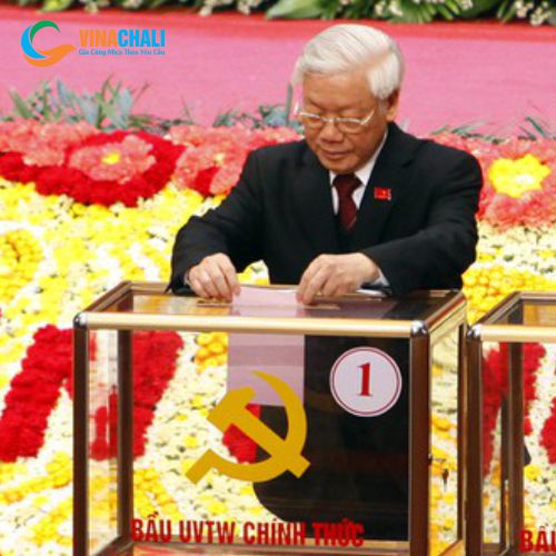 Hòm phiếu mica bầu cử đại hội