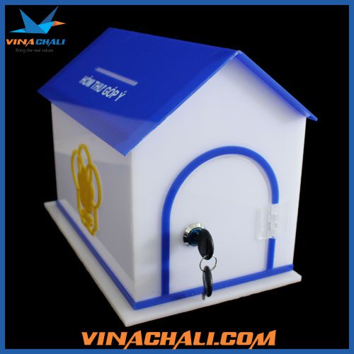 Hộp thư góp ý hình mái nhà