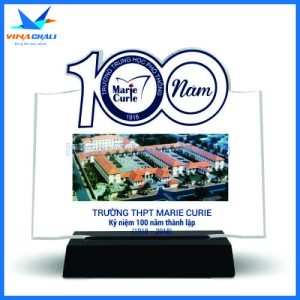 Kỷ niệm chương thành lập trường 19