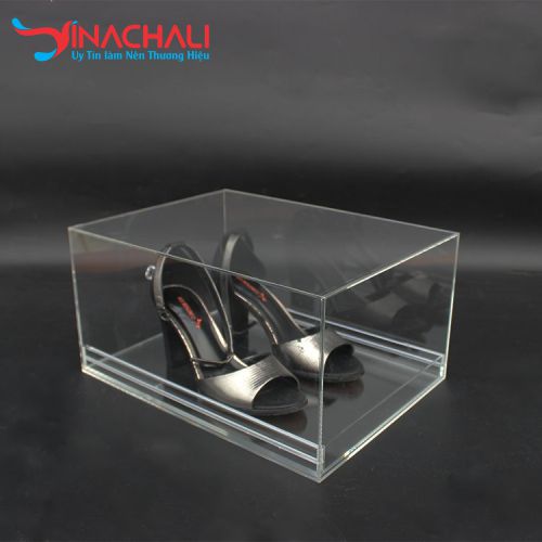 Hộp mica đựng giày dép