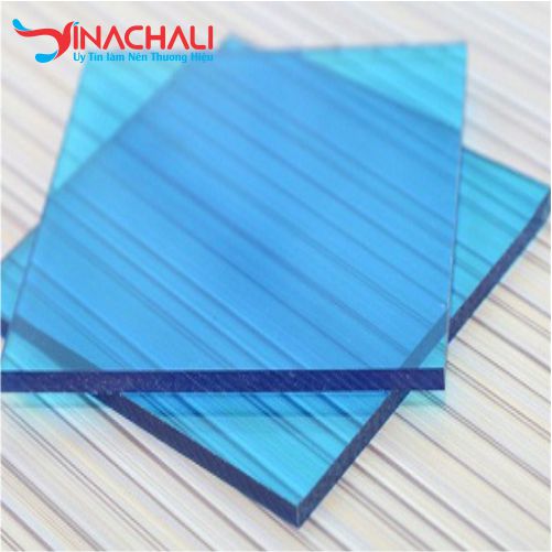 Tấm nhựa pc màu xanh hàn quốc