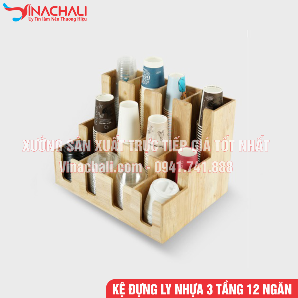 Kệ đựng ly nhựa được làm bằng gỗ cao su tự nhiên