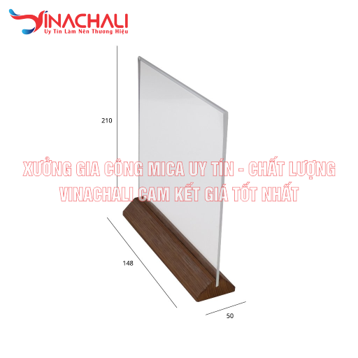 Standee Mica Đế Gỗ 5